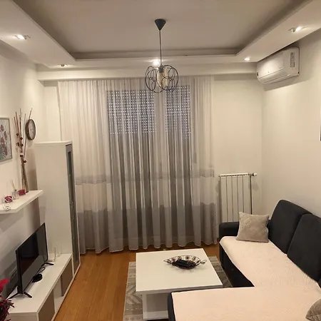 888 Apartment